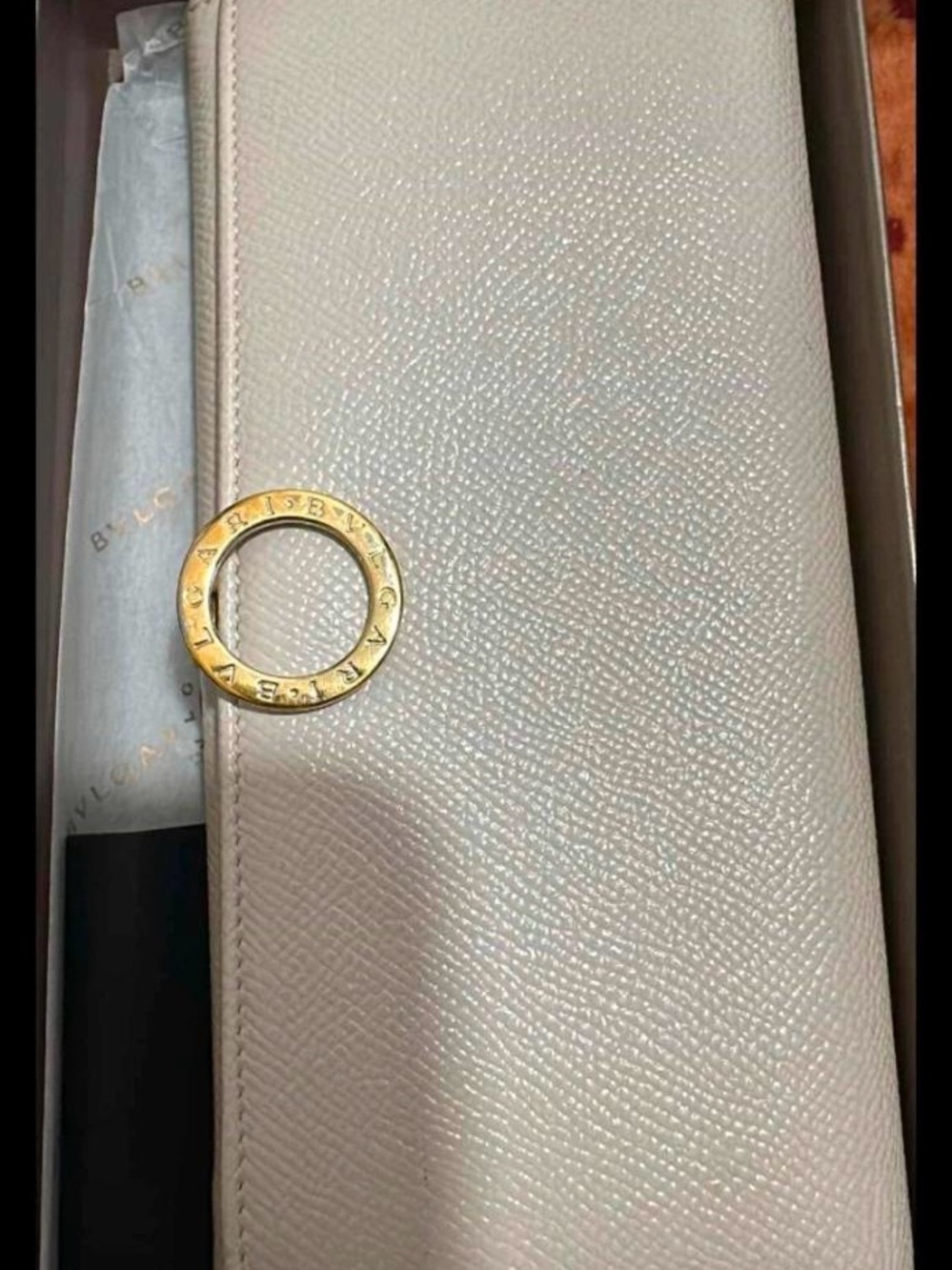 New! Bulgari Cream Textured Leather Continental Wallet with Gold Ring Emblem